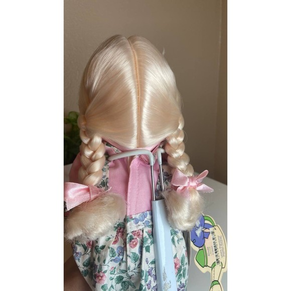 Vintage Precious Moments Doll 3rd Edition Rosa 1994 - Picture 4 of 15